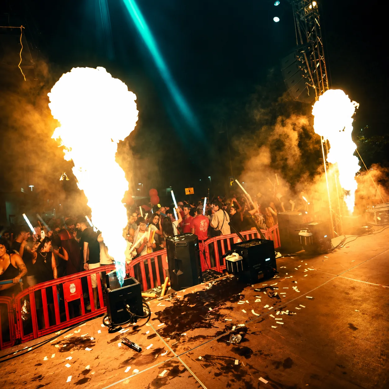 Efectos de fuego en Comuna 13 Urban Show