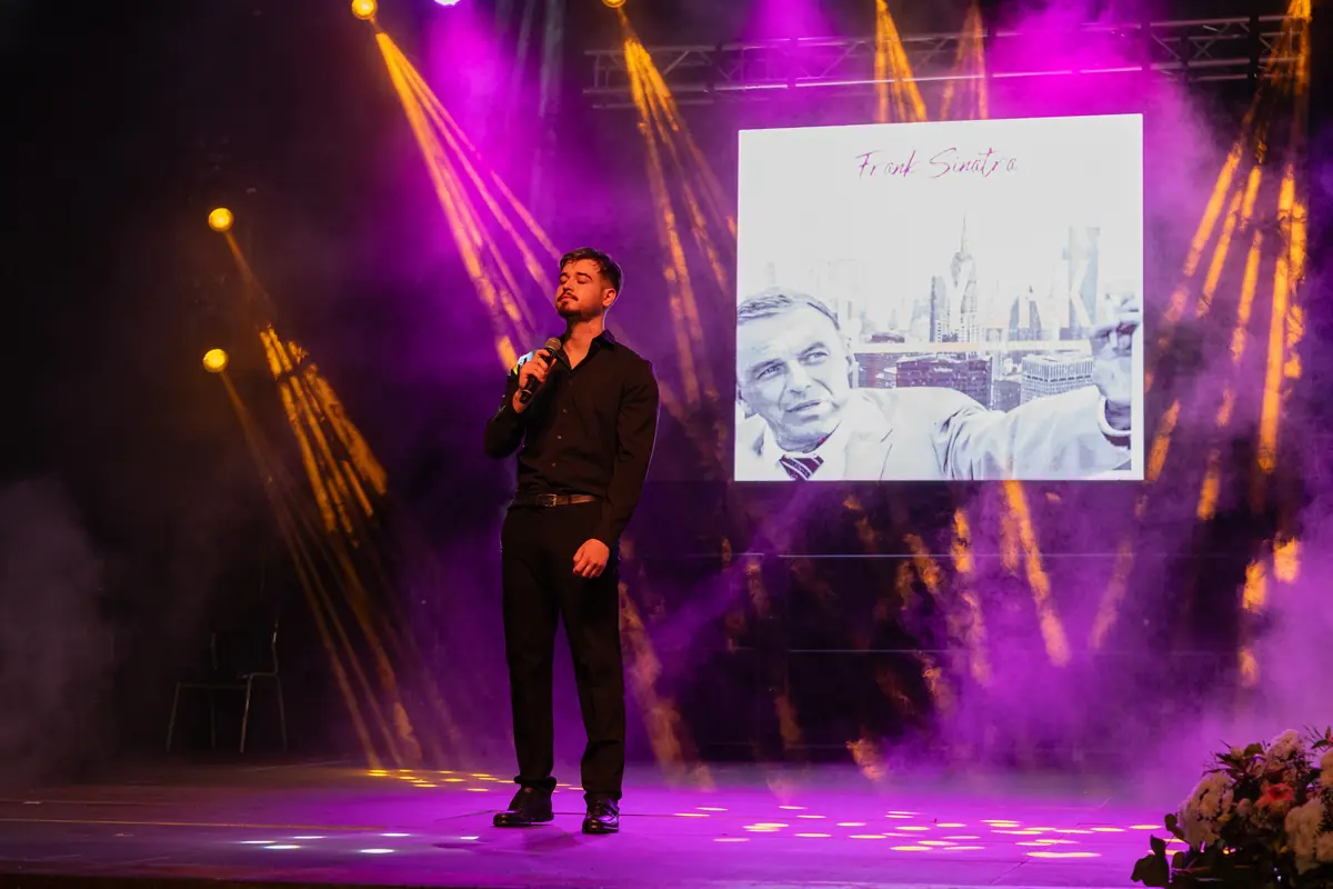 Musical en el escenario · Fiestas de Benifaió 2026