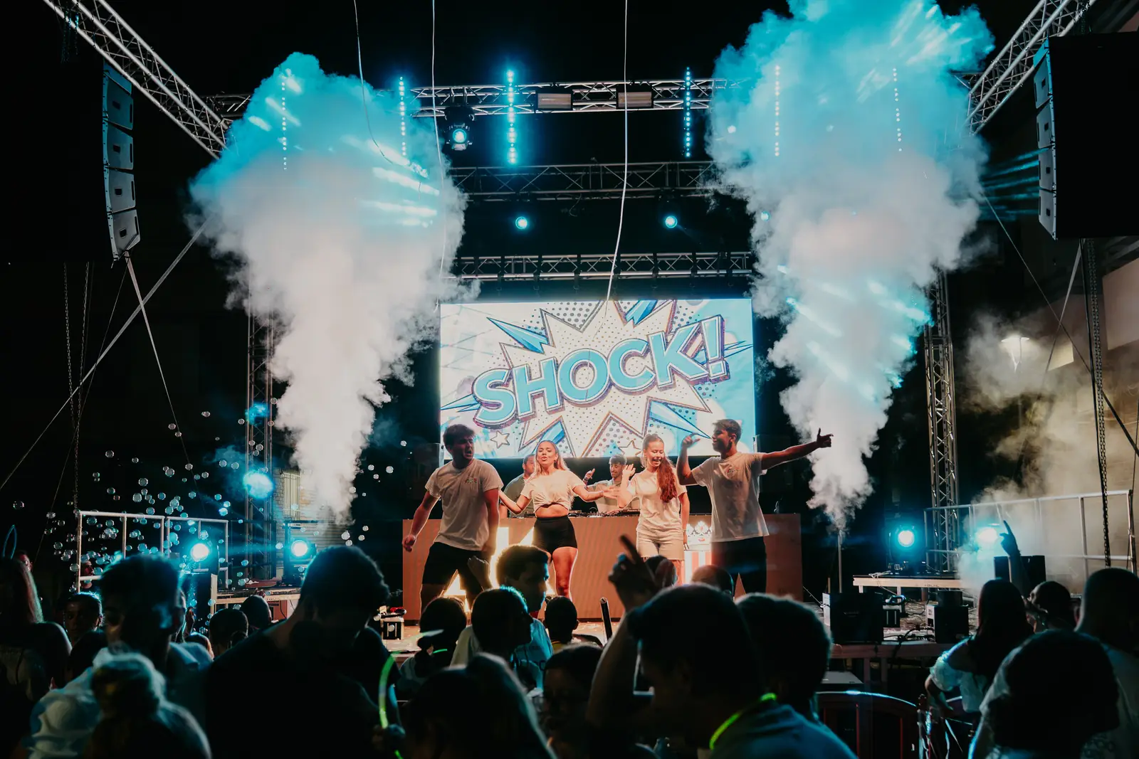 SHOCK on TOUR con chorros de CO2 en la Setmana de Danses de Guadassuar 2026
